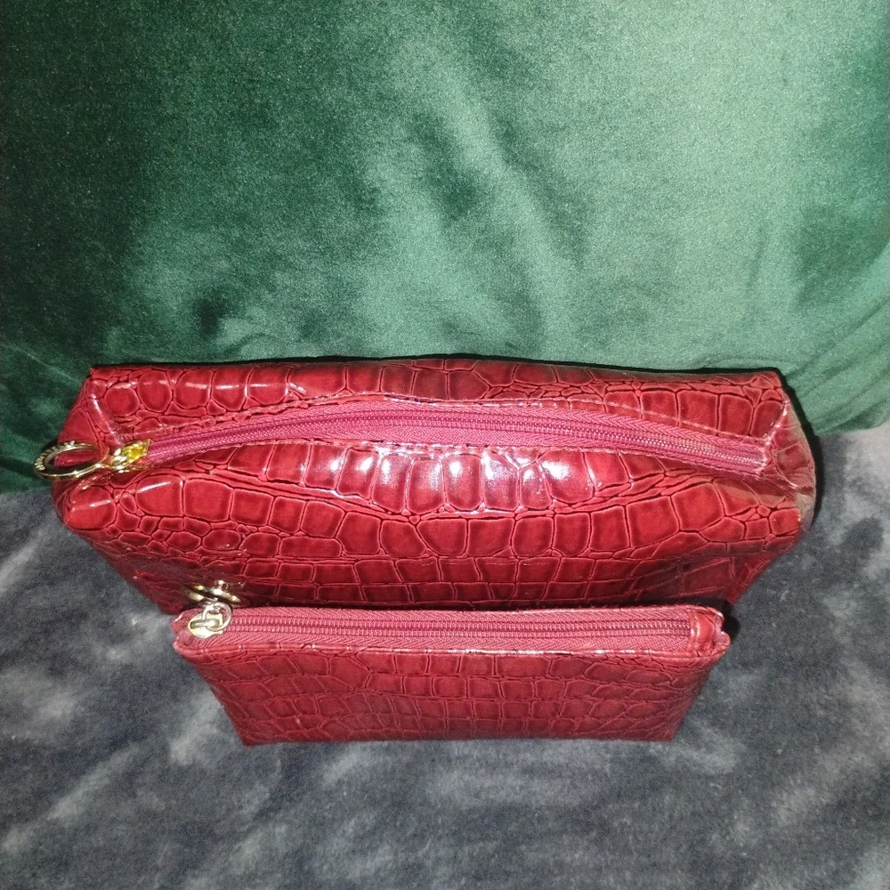 Estee Lauder Deep Red Croc Embossed Patent Toiletry Cosmetic Bags, Set of 2
